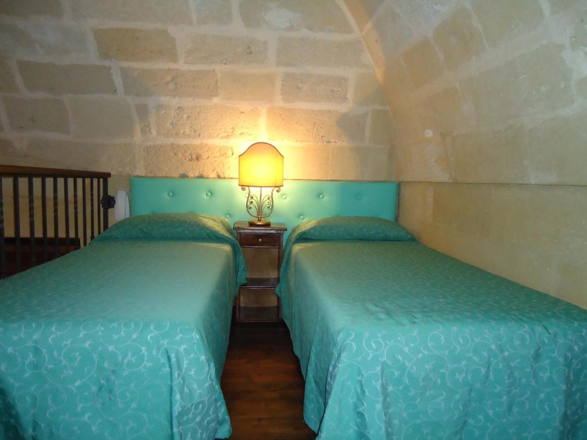 Hotel Dimora Dei Figuli Lecce Pokój zdjęcie